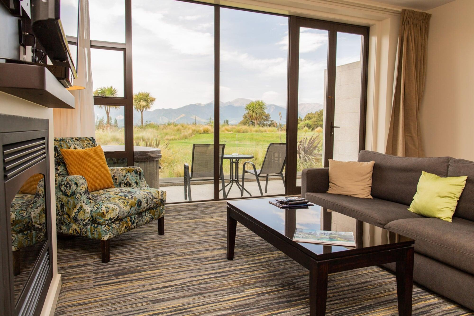 Braemar Lodge And Spa Hanmer Springs Exterior photo Living room