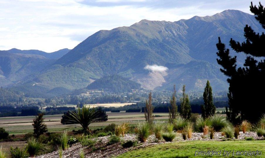 Braemar Lodge And Spa Hanmer Springs Exterior photo View of the Sierra La Culata