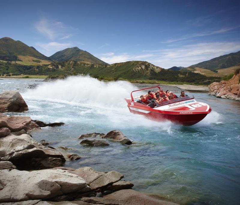 Braemar Lodge And Spa Hanmer Springs Exterior photo Jet boat on the Waikato River